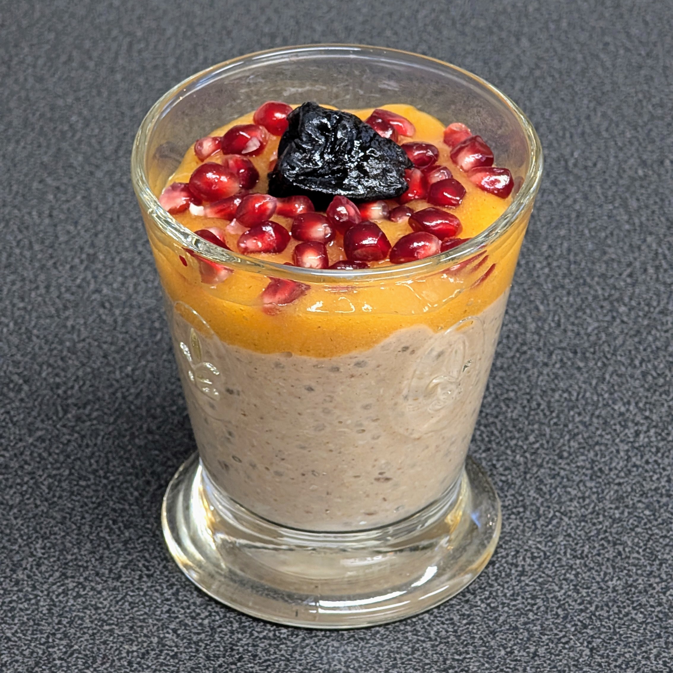 5-Korn-Frühstücksporridge mit Fruchtmus