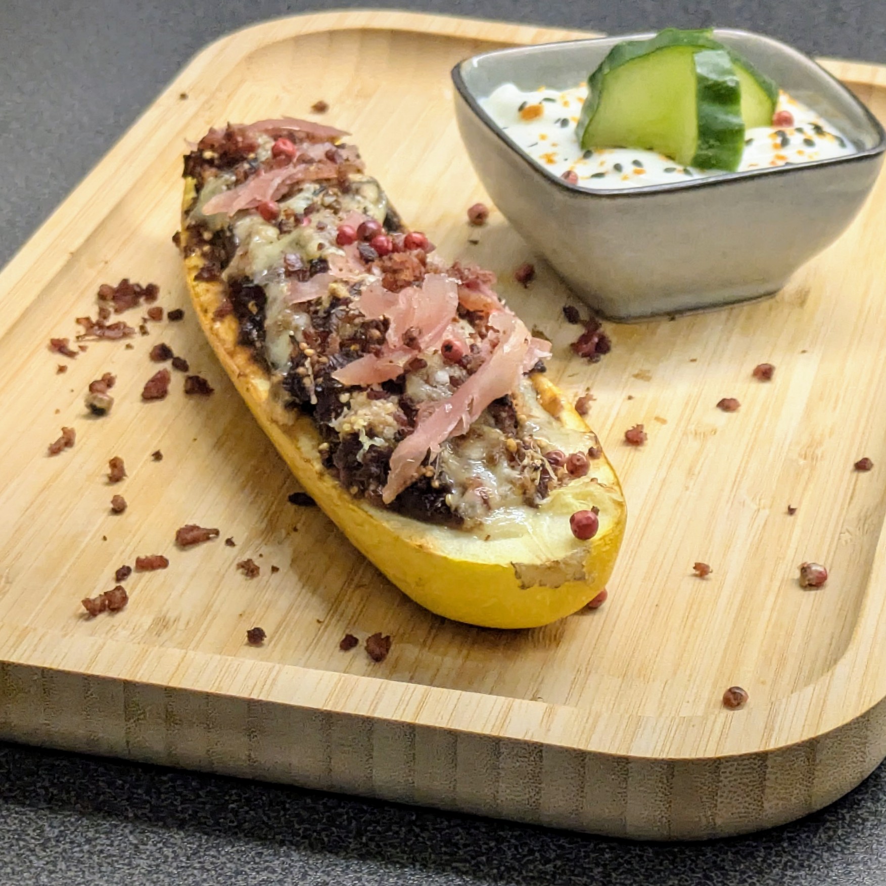 Gefüllter Zuccini in Ofen überbacken