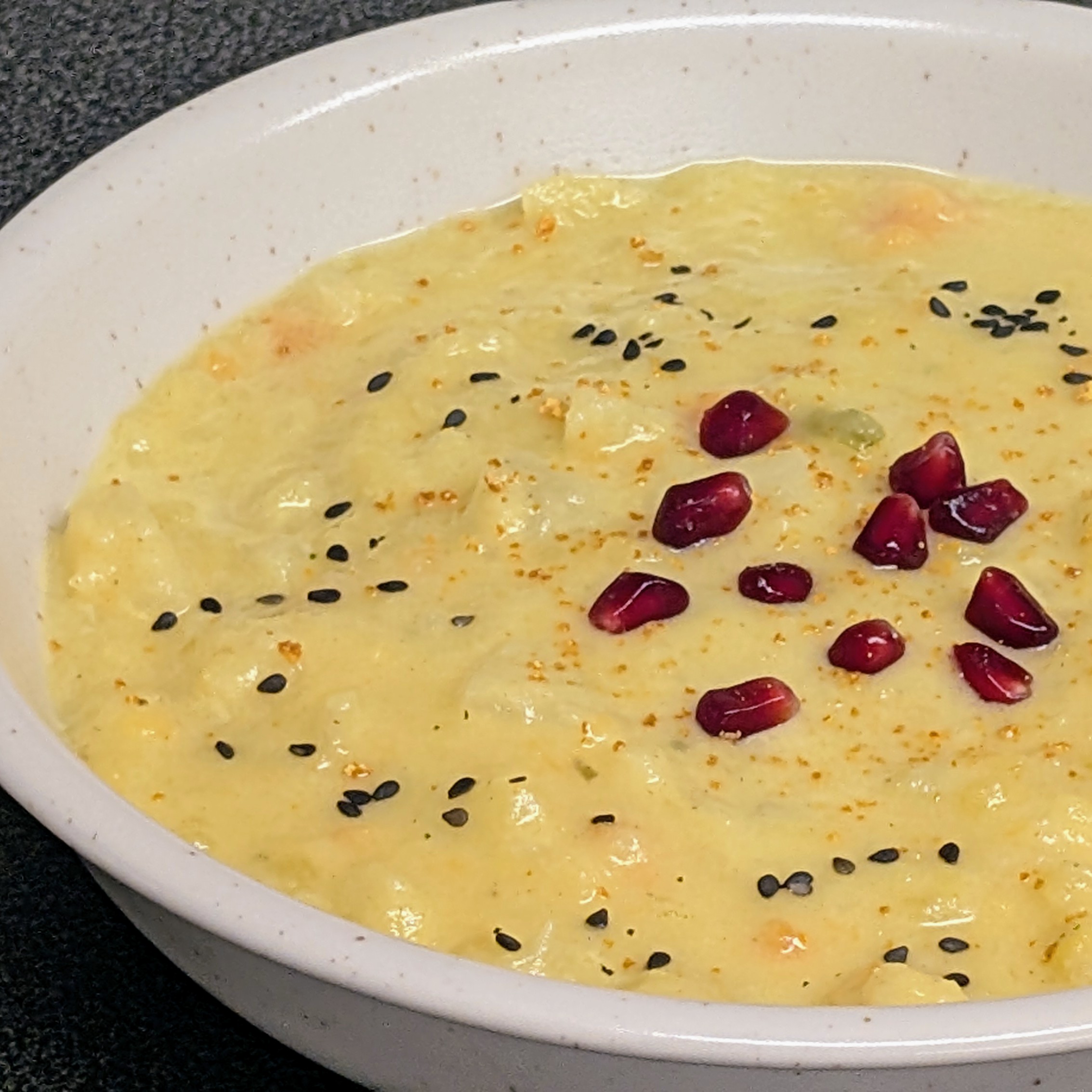 Stückige Winterrettich-Suppe mit Sahne