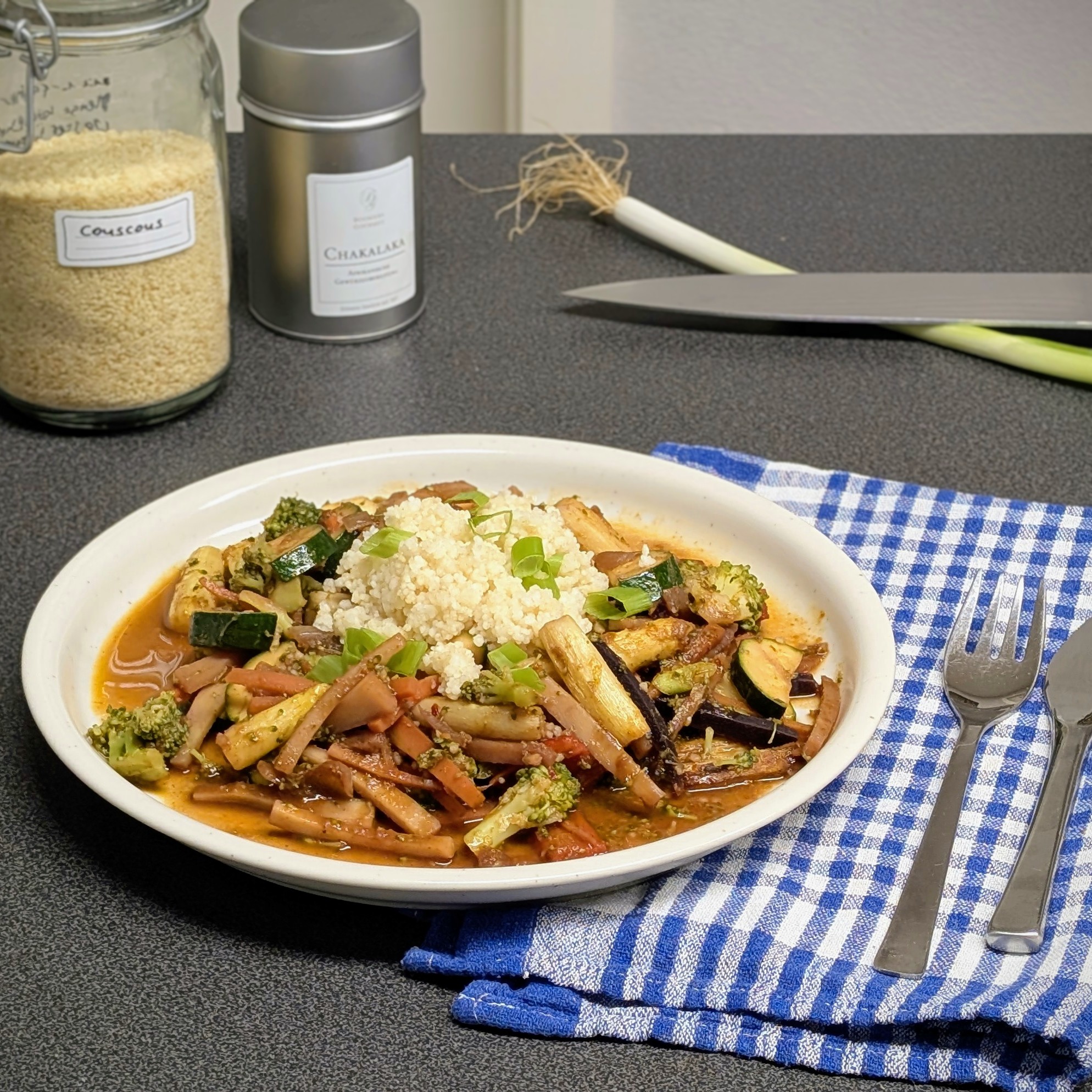 Chakalaka-Gemüsepfanne mit Couscous