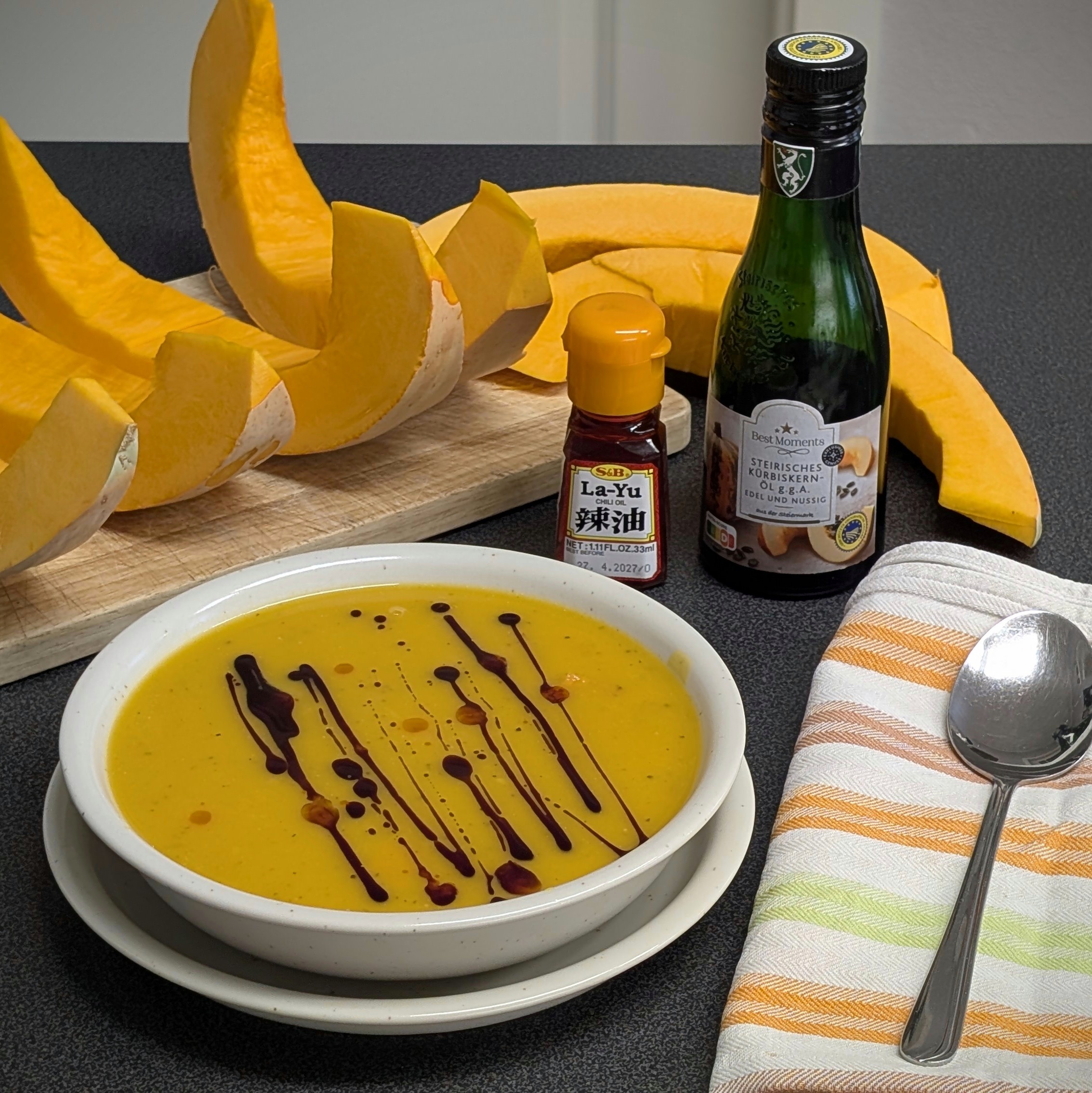 Kürbissuppe mit Kokosmilch – einfach & schnell